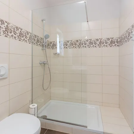 Mediterrane Steinvilla Mit Beheiztem Privatpool, Aromatischen Mittelmeerpflanzen 펜션
